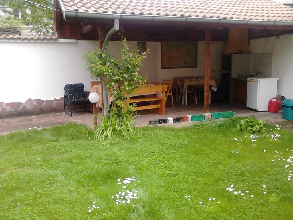 Hotel Borova House Tryavna Esterno foto