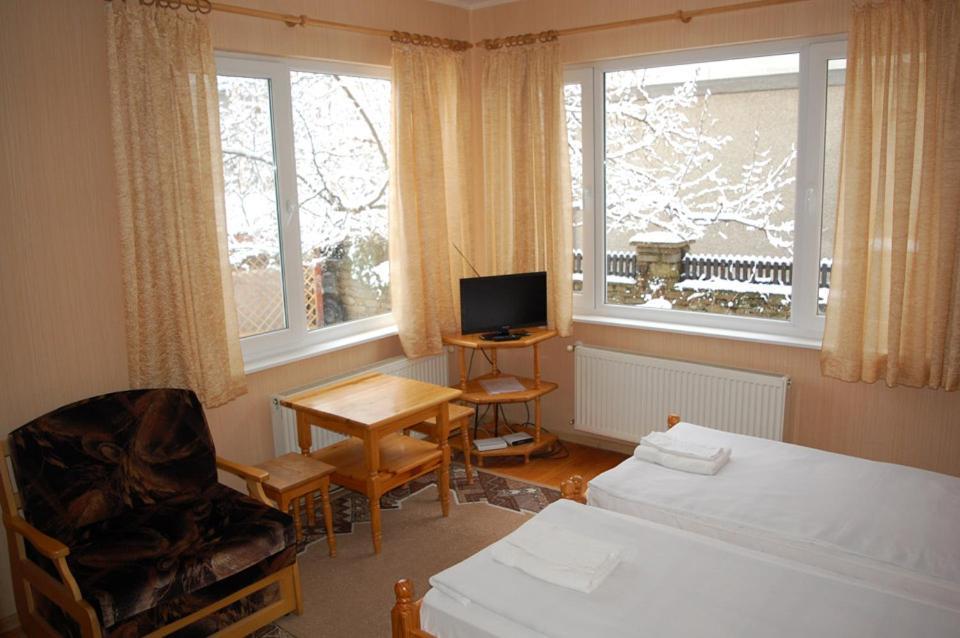 Hotel Borova House Tryavna Esterno foto